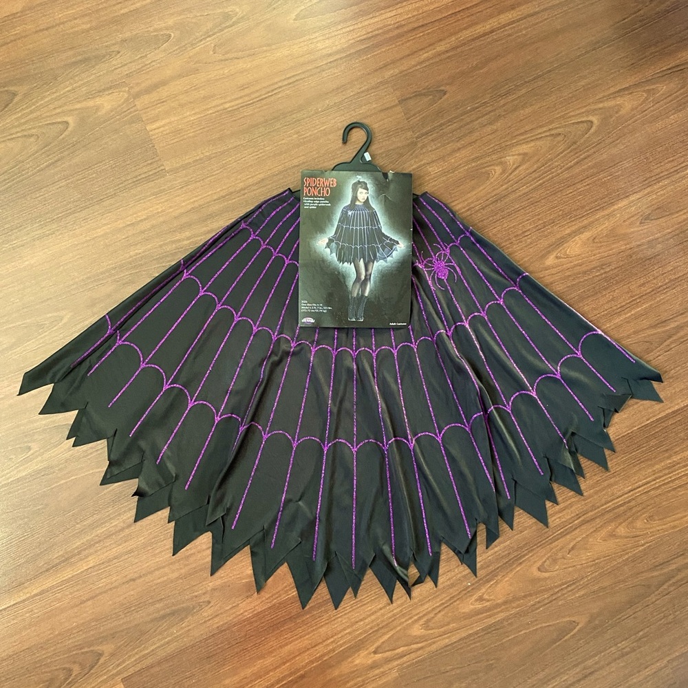 Spiderweb Poncho